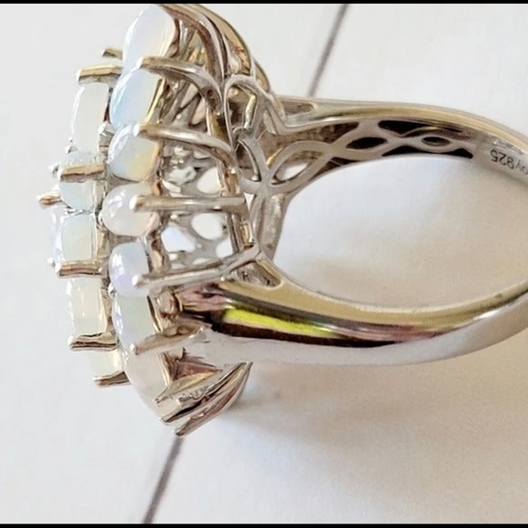 Gorgeous genuine opal floral cluster sterling silver ring size 7 - Picture 5 of 6